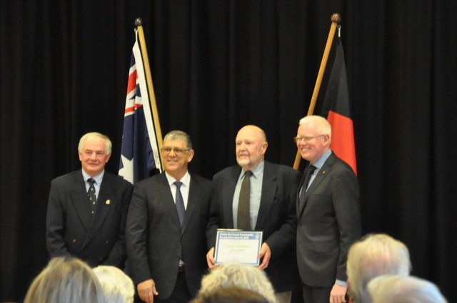 Bill Pigott proud to accept the award on behalf of Berry Landcarers