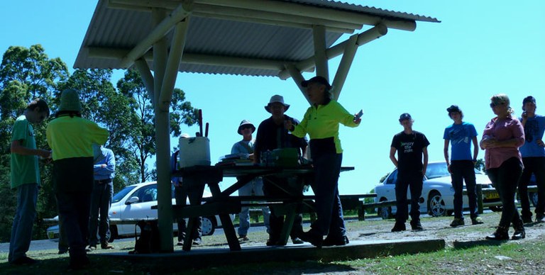 Wendy Plater and Maclean TAFE students